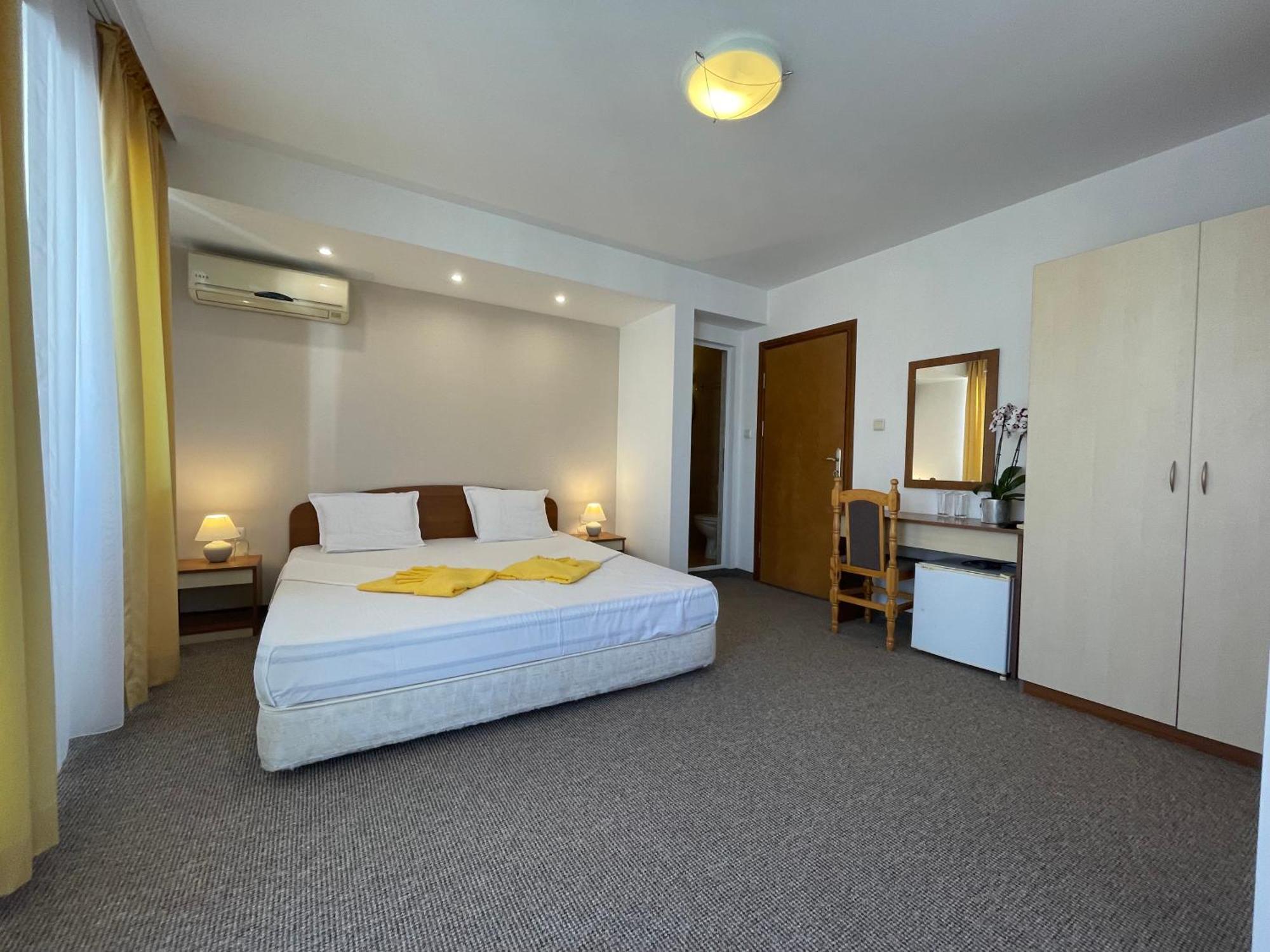 Alatoni Beach Hotel Sozopol Ngoại thất bức ảnh